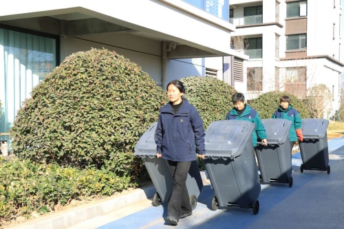 這些涉水的活兒難道“偷懶”不干了？別慌，一起來看看
